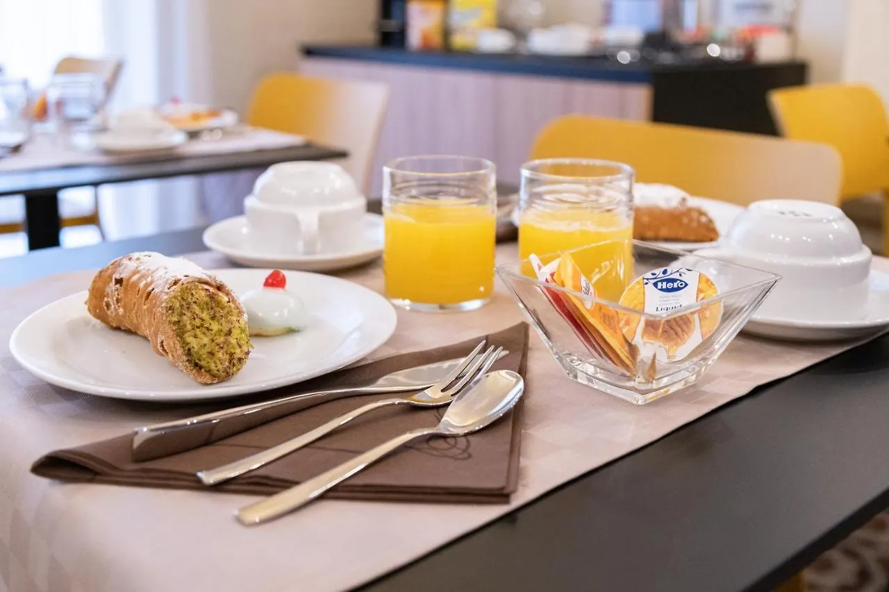 Bed and Breakfast B&B Palazzo Perrotta Κατάνια